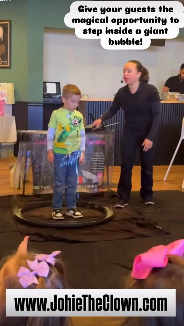 Give your guests the magical opportunity to step inside a giant bubble!�https://www.johietheclown.com
✨ Reserve your spot now or call:�☎️ 646-285-1343 ☎️

#KidsPartyEntertainer
#BirthdayClown
#Clown
#BubbleShow
#Bubbles